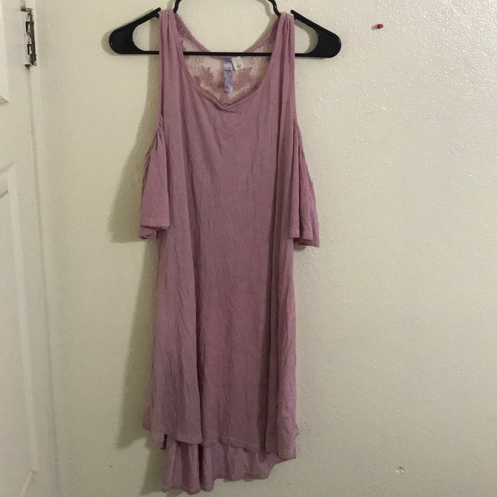 Shoulder cut out dress